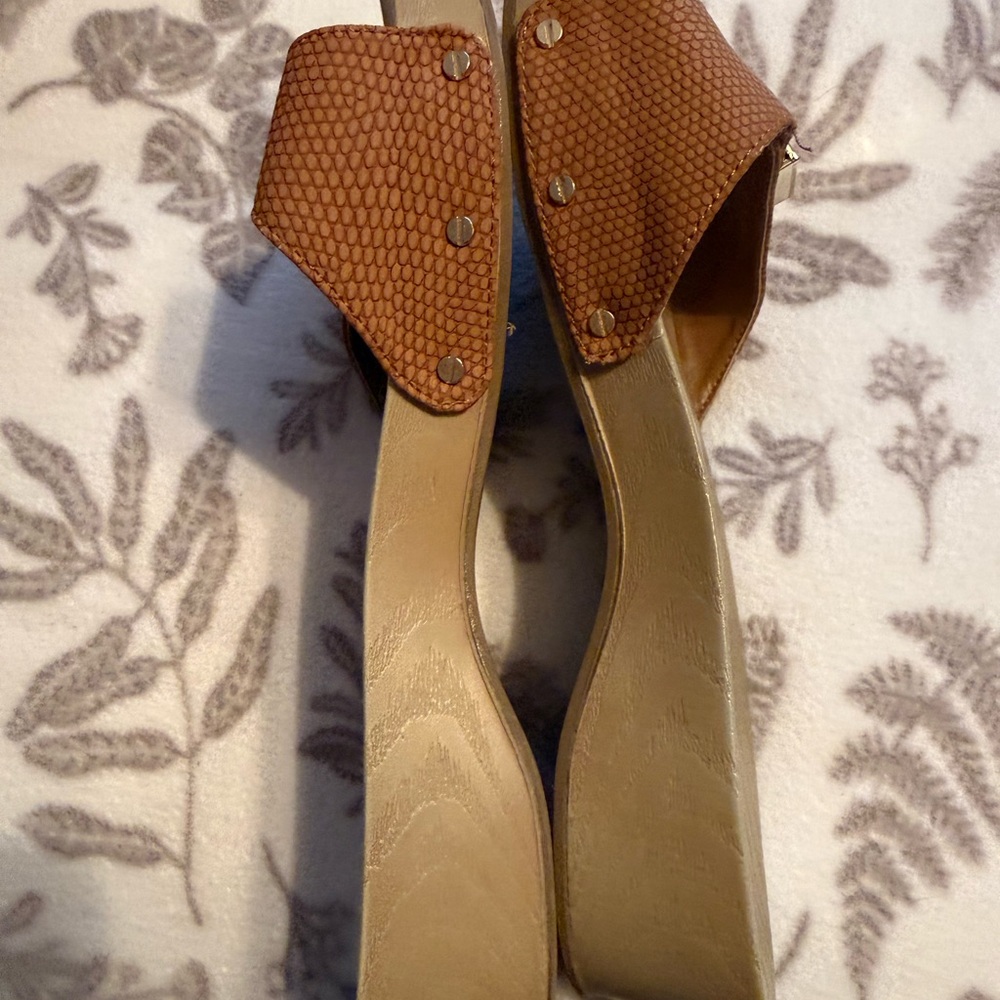Dr. Scholl's Tan  Women's Sandals Size 9 - Picture 3 of 7